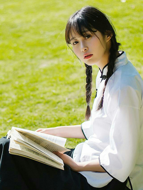 开云体育在线-跨洋训练赛尼克斯险胜辽宁，浓眉狂砍50+25+10上演降维打击